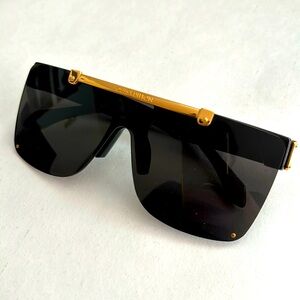 NWOT Genuine Louis Vuitton sunglasses